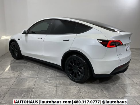 Used 2024 Tesla Model Y Long Range image 4