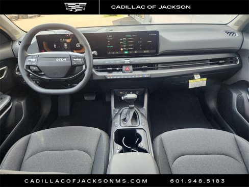 Used 2025 Kia K4 LXS image 6