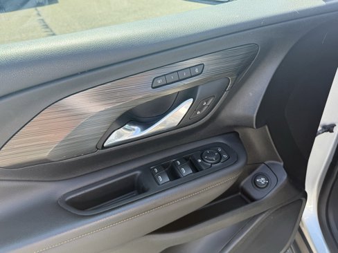 Used 2021 GMC Terrain SLT image 14