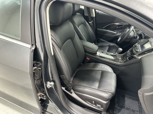 Used 2016 Buick LaCrosse Sport Touring w/ Experience Buick Package image 29