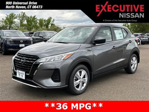 New 2025 Nissan Kicks Play S image 5