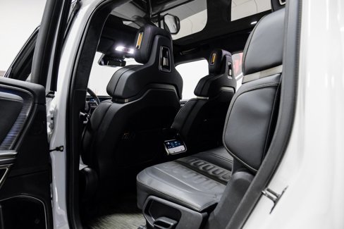 Used 2023 Rivian R1S Adventure image 47