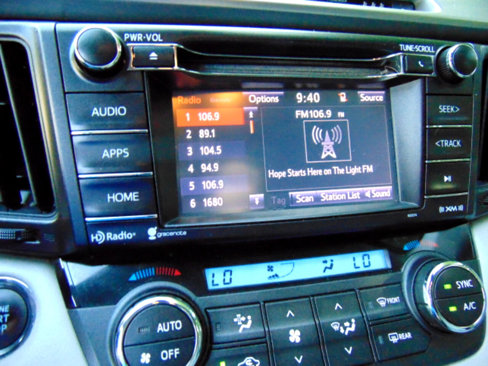 Used 2018 Toyota RAV4 XLE image 37