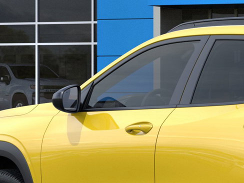 New 2025 Chevrolet Trax RS w/ Sunroof Package image 12