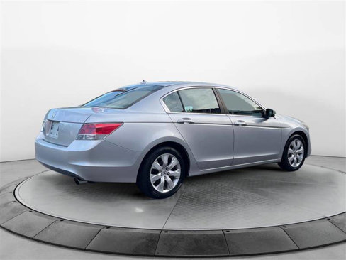 Used 2010 Honda Accord EX-L image 5