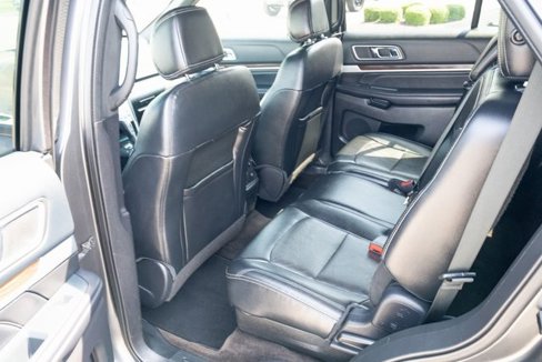 Used 2016 Ford Explorer Limited image 27