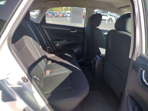 Used 2019 Nissan Sentra S image 8