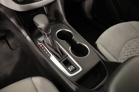 Used 2024 Chevrolet Equinox LS w/ LS Convenience Package image 7
