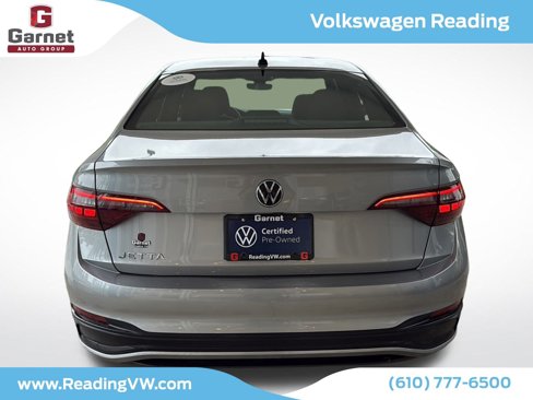 Certified 2024 Volkswagen Jetta Sport image 5