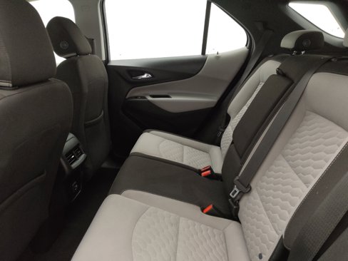 Used 2019 Chevrolet Equinox LS image 18