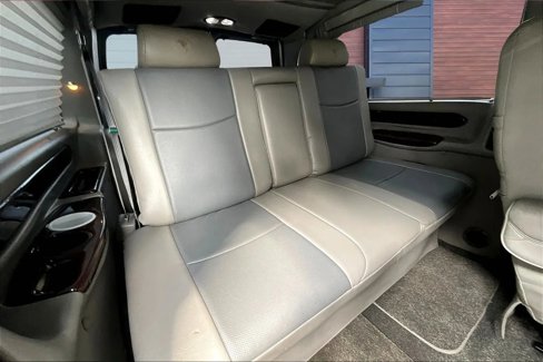 Used 2010 Chevrolet Express 1500 AWD w/ Preferred Equipment Group image 27