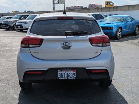Used 2020 Kia Rio S image 9