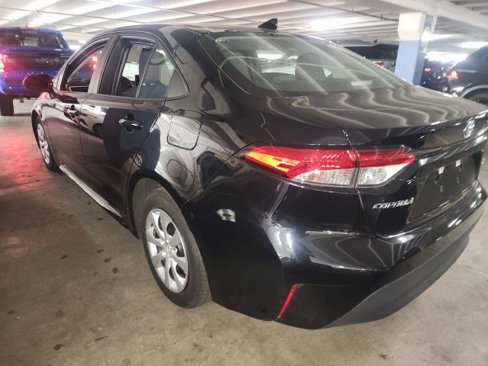 Used 2024 Toyota Corolla LE image 25
