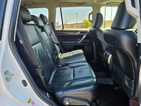 Used 2018 Lexus GX 460 Premium image 14
