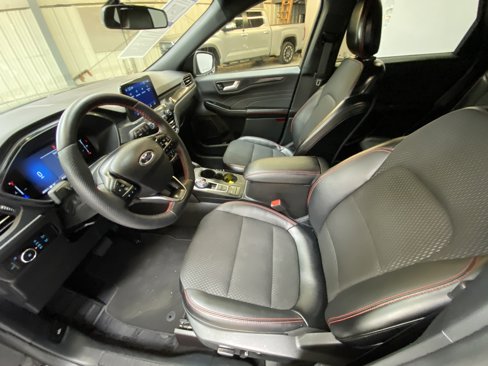 Used 2025 Ford Escape ST-Line Select image 23