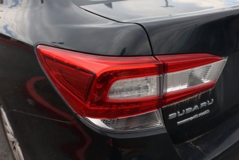 Used 2018 Subaru Impreza 2.0i Premium image 7