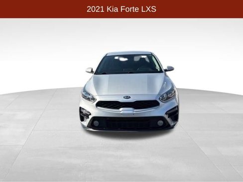 Used 2021 Kia Forte LXS image 2