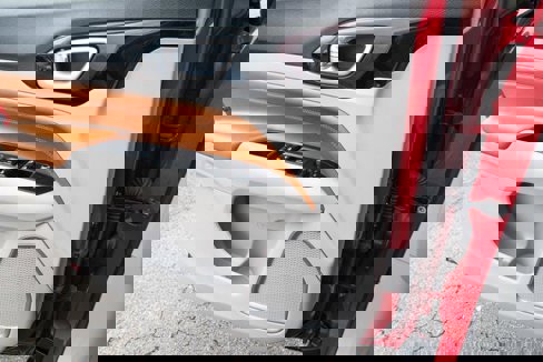 Used 2023 Jeep Compass Limited image 24