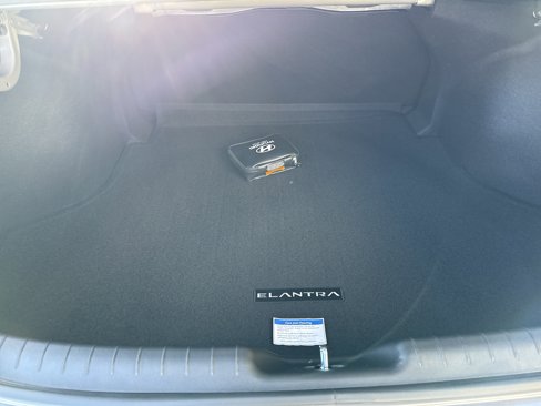 New 2025 Hyundai Elantra Sport image 14