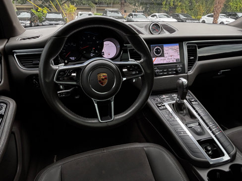 Used 2018 Porsche Macan image 2