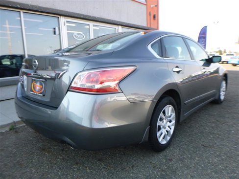 Used 2015 Nissan Altima 2.5 S w/ Power Driver Seat Package image 3