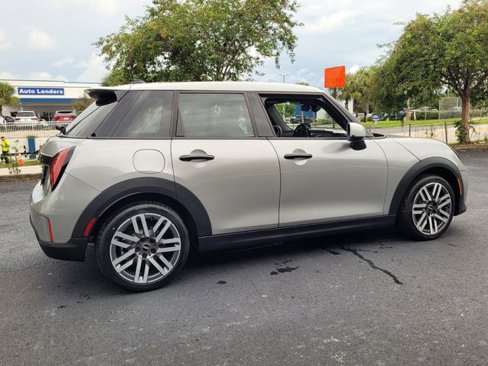 New 2025 MINI Cooper S image 7