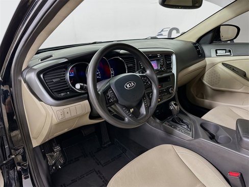 Used 2013 Kia Optima LX w/ Convenience Plus Pkg image 9