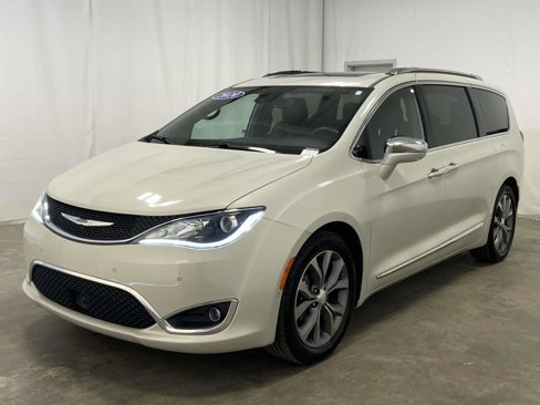 Used 2020 Chrysler Pacifica Limited image 6