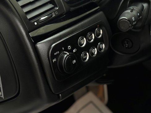 Used 2014 Maserati GranTurismo Sport image 27