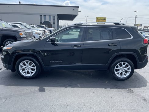 Used 2016 Jeep Cherokee Latitude image 5