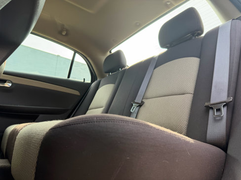 Used 2011 Chevrolet Malibu LT w/ Power Convenience Package image 9