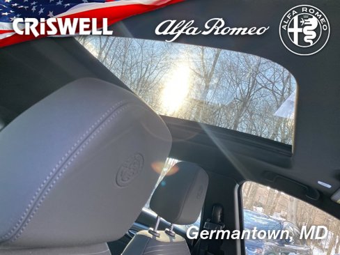 New 2025 Alfa Romeo Tonale image 36