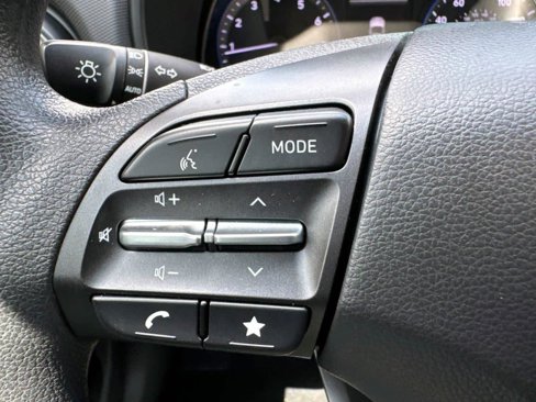 Used 2023 Hyundai Kona SEL w/ Winter Weather Package image 22