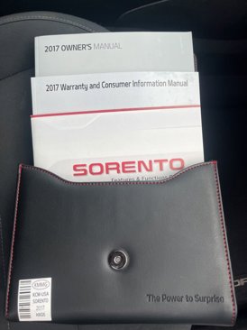 Used 2017 Kia Sorento LX image 29
