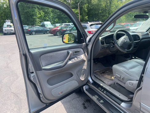 Used 2003 Toyota Sequoia SR5 image 10