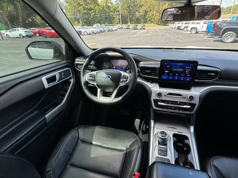Used 2020 Ford Explorer XLT w/ Equipment Group 202A image 21