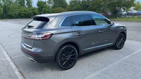Certified 2023 Lincoln Nautilus Reserve w/ Monochromatic Package image 2