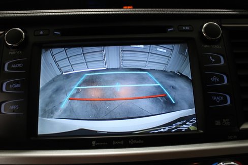 Used 2017 Toyota Highlander SE image 58
