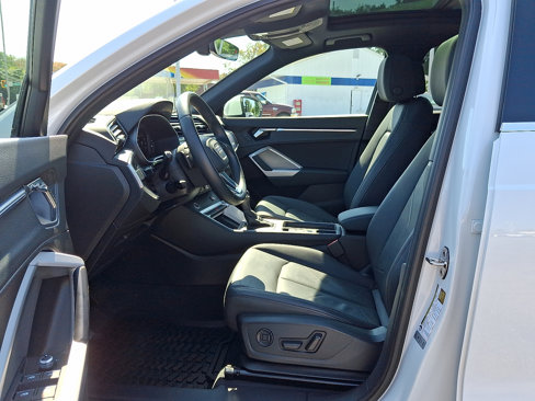 Used 2022 Audi Q3 2.0T Premium Plus w/ Premium Plus Package image 14