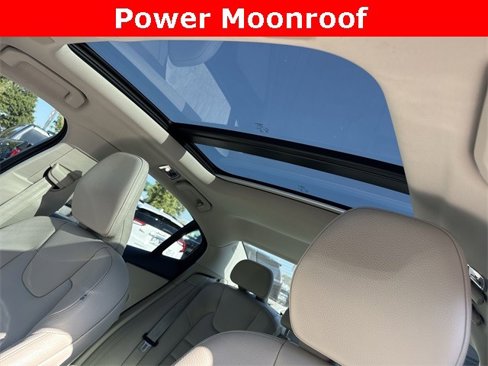 Used 2019 Volvo S60 T6 Momentum w/ Multimedia Package image 23