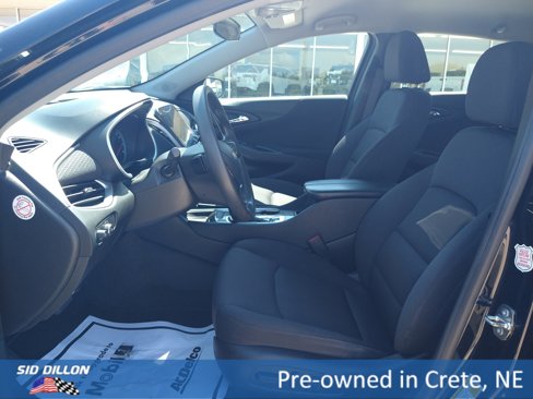 Used 2023 Chevrolet Malibu LT image 3