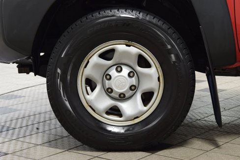Used 2013 Toyota Tacoma PreRunner image 24