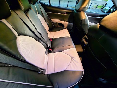 Used 2021 Toyota Camry LE w/ Carpet Mat Package (TMS) image 10