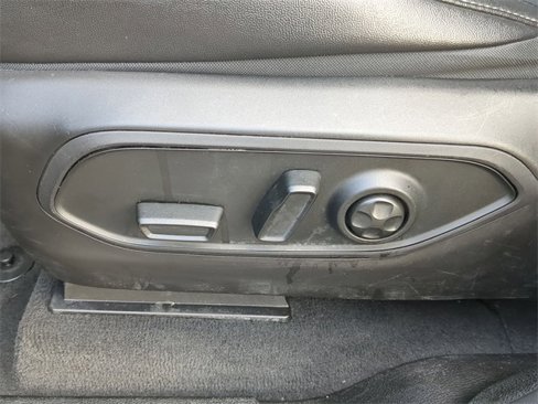 Used 2024 Jeep Grand Cherokee L Laredo image 16