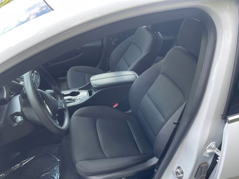 Used 2024 Chevrolet Malibu LT image 32