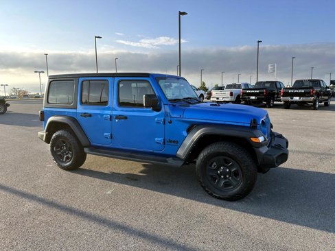 Used 2022 Jeep Wrangler Unlimited Sport image 2