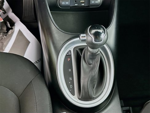 Used 2019 Kia Soul image 16