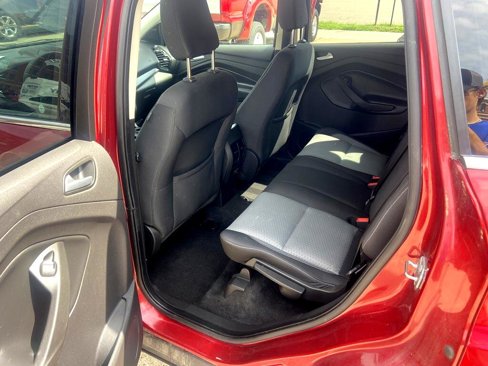 Used 2019 Ford Escape SE image 13