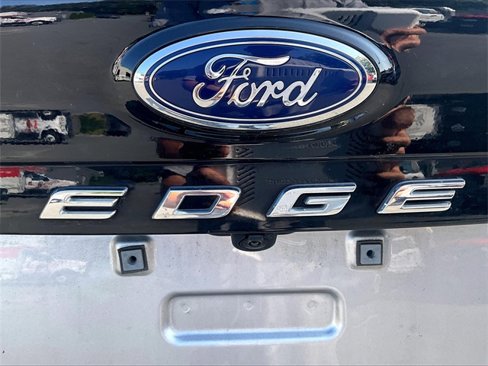 Used 2022 Ford Edge SEL image 8