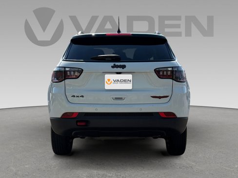 Used 2023 Jeep Compass Trailhawk image 20